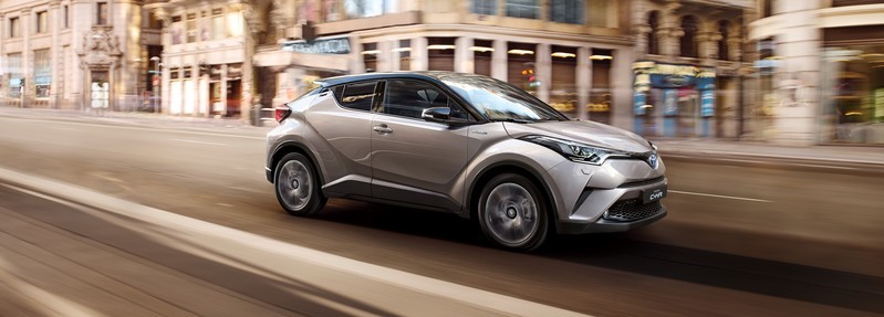 C-HR bij Van ekris Toyota dealer