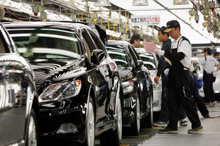Aflevering auto's ivm ramp Japan
