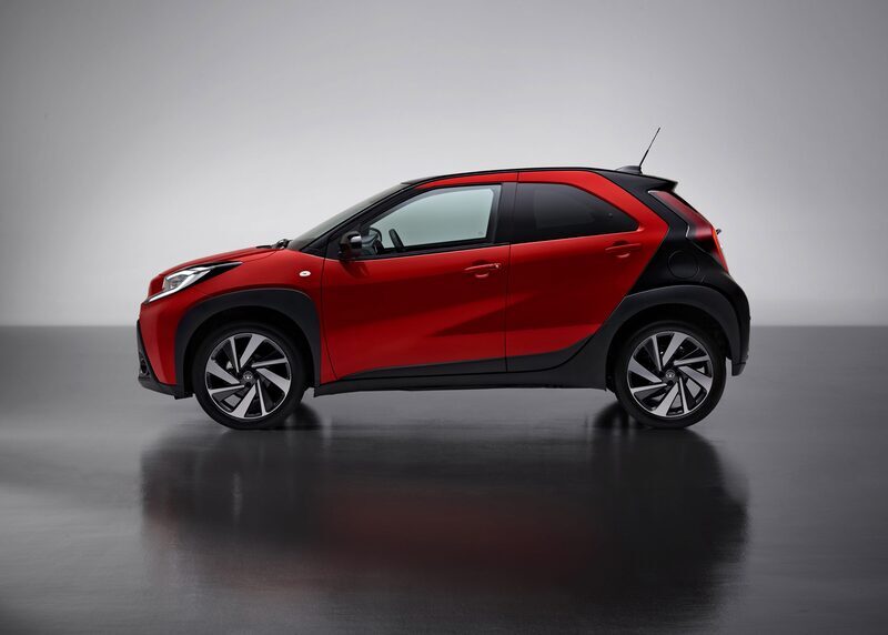 De nieuwe Toyota Aygo X de hipste Crossover op straat!