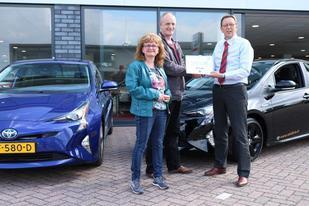  Van Ekris levert Prius First Edition af aan de familie Gerdes