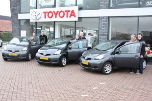 De gehele familie Smit uit Mijdrecht in de Aygo